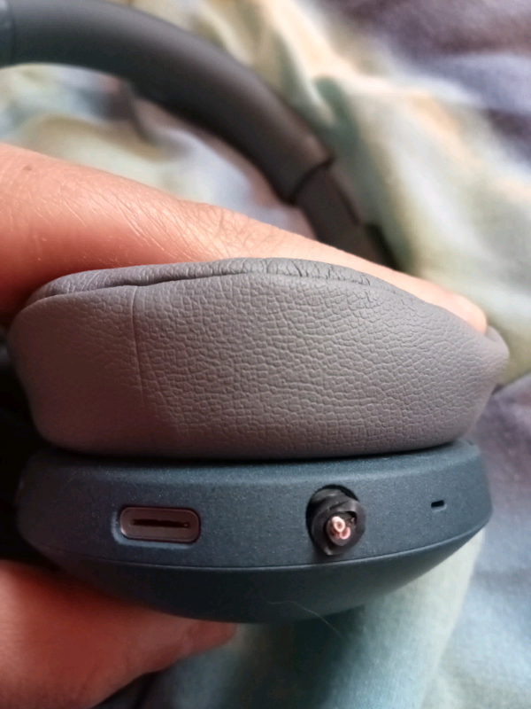 Sony ex display Bluetooth headphones 